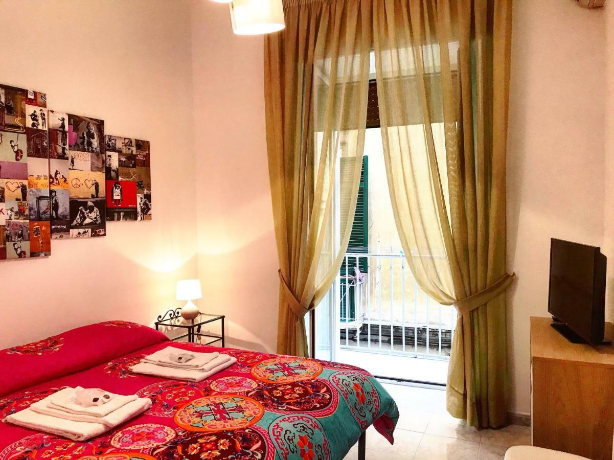 Casa G&G Pignasecca 2 Nel Cuore Di Napoli Zewnętrze zdjęcie
