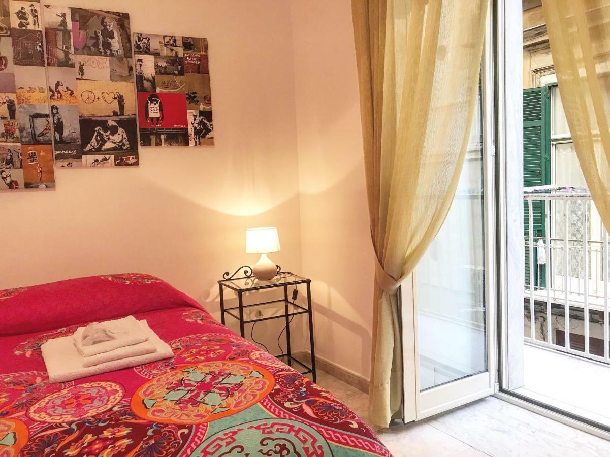 Casa G&G Pignasecca 2 Nel Cuore Di Napoli Zewnętrze zdjęcie