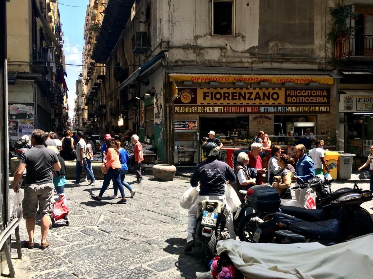 Casa G&G Pignasecca 2 Nel Cuore Di Napoli Zewnętrze zdjęcie